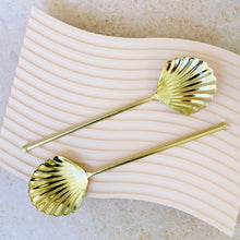 Load image into Gallery viewer, Luxury Clam Shell Stainless Steel Salad Servers