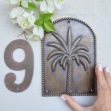Load image into Gallery viewer, Banana Palm Arch Wall Plaque - Brass