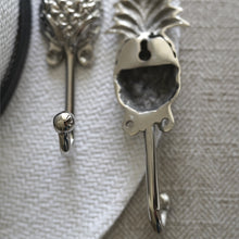 Load image into Gallery viewer, Medium Pineapple Hook - Chrome
