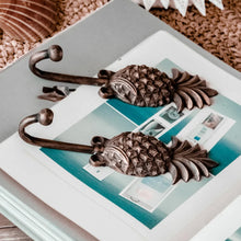 Load image into Gallery viewer, Medium Pineapple Hook - Brass