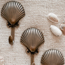 Load image into Gallery viewer, Medium Shell Hook - Brass