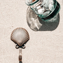 Load image into Gallery viewer, Medium Shell Hook - Brass