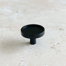 Load image into Gallery viewer, Mandurah Button Pull - Matte Black