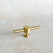 Load image into Gallery viewer, Lennox T-Bar - Satin Brass