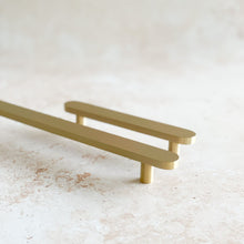 Load image into Gallery viewer, Airlie Handle - Satin Brass