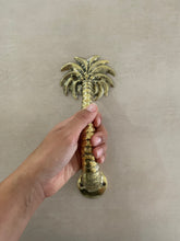 Load image into Gallery viewer, Twisted Palm Handle - Brushed Gold