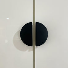 Load image into Gallery viewer, Byron Moon Pull - Matte Black