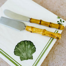 Load image into Gallery viewer, Bamboo Cheese &amp; Spread Set with Shell Napkins – Christmas Gift
