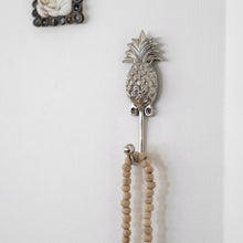 Load image into Gallery viewer, Medium Pineapple Hook - Chrome
