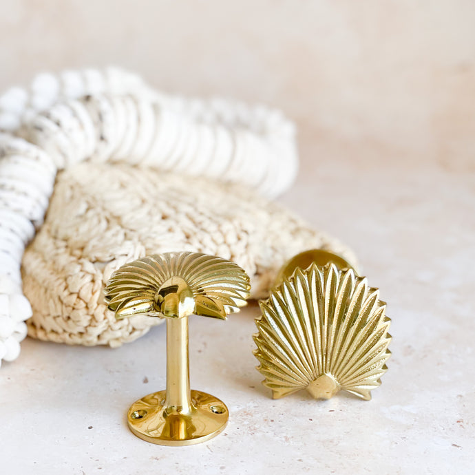 Sahara Palm Curtain Holdback - Brushed Gold