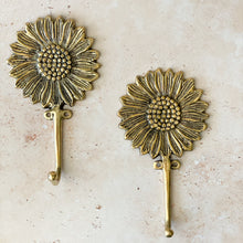 Load image into Gallery viewer, Medium Sunflower Fields Hook - Brushed Gold
