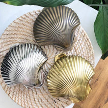 Load image into Gallery viewer, Mermaid Shell Door Knocker - Brushed Gold
