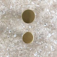 Load image into Gallery viewer, Tully Brass Knob - Brass
